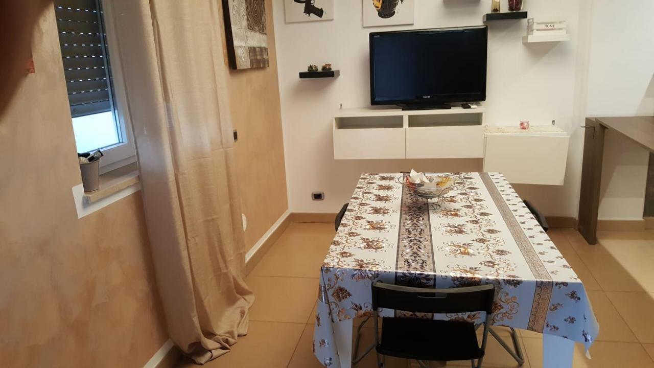 Apartamento La casa di Elena Sannicandro di Bari Exterior foto